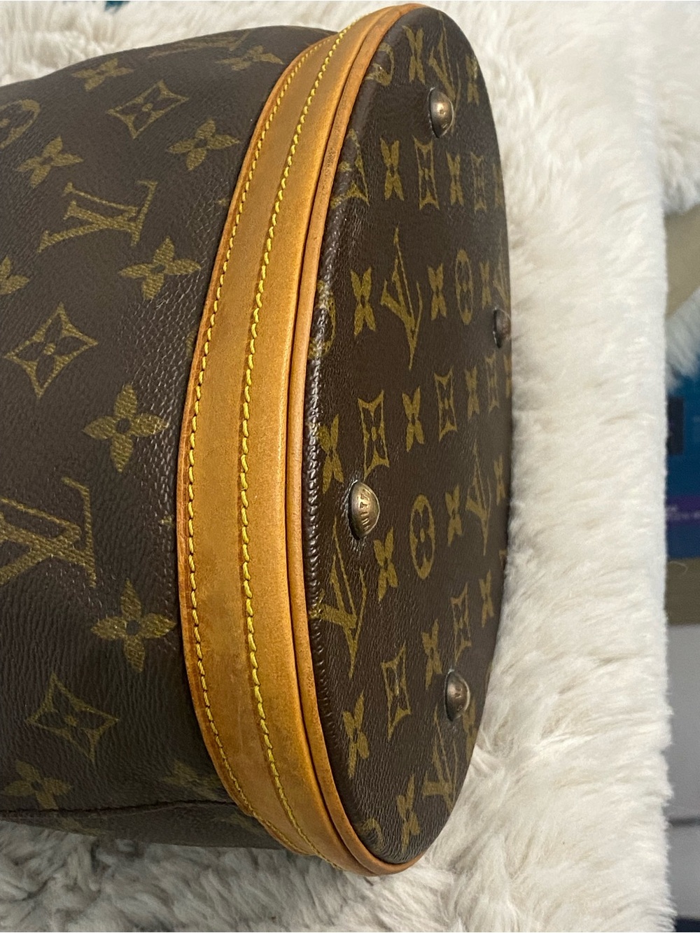Louis Vuitton Monogram Vintage PM Bucket Bag in Brown and Tan Leather - Picture 9 of 16